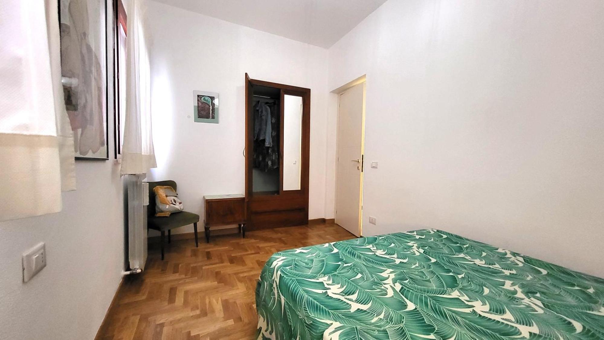 Pisani 19 *